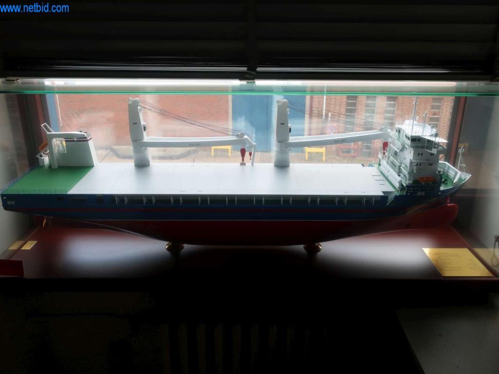 Maschinen und Anlagen der Pella Sietas GmbH-1