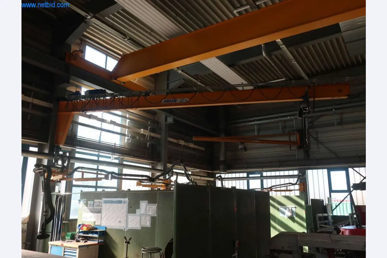 Máquinas e sistemas da Pella Sietas GmbH-1