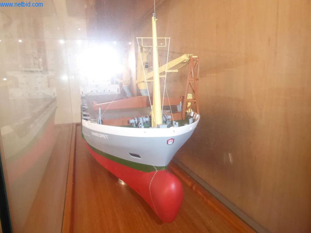 Máquinas e sistemas da Pella Sietas GmbH-4