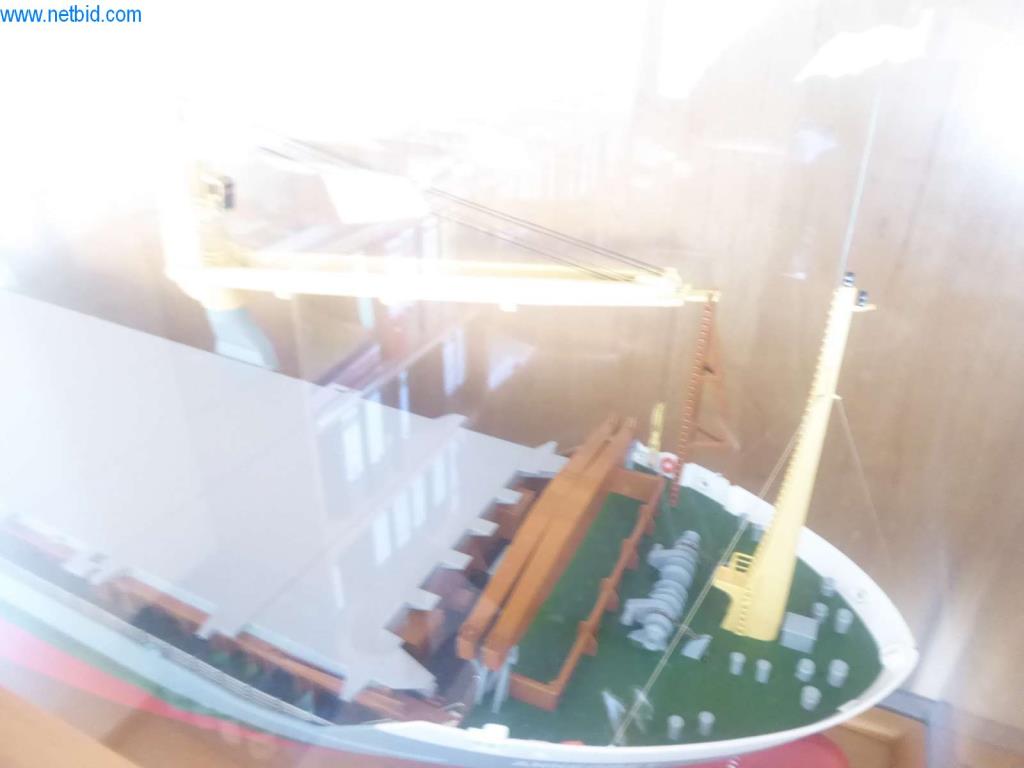 Máquinas e sistemas da Pella Sietas GmbH-5