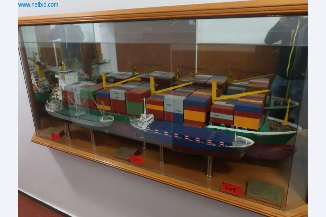 Machinery and equipment of Pella Sietas GmbH-1