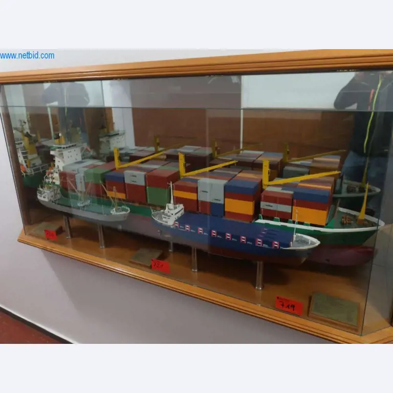 Machinery and equipment of Pella Sietas GmbH-1