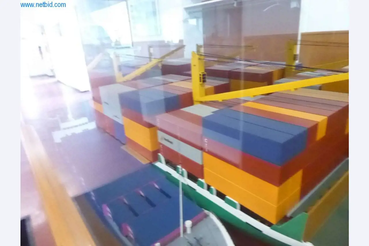 Machinery and equipment of Pella Sietas GmbH-8