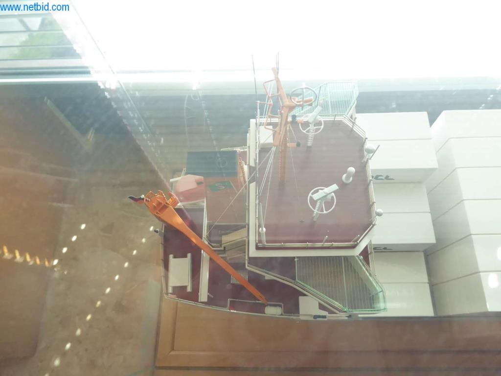 Máquinas e sistemas da Pella Sietas GmbH-10