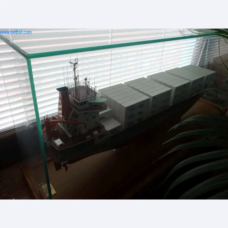 Máquinas y sistemas de Pella Sietas GmbH-1