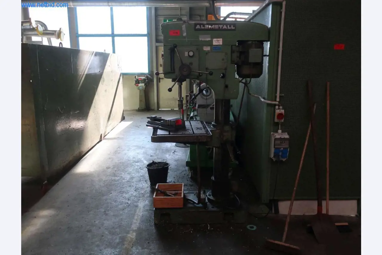 Máquinas e sistemas da Pella Sietas GmbH-1