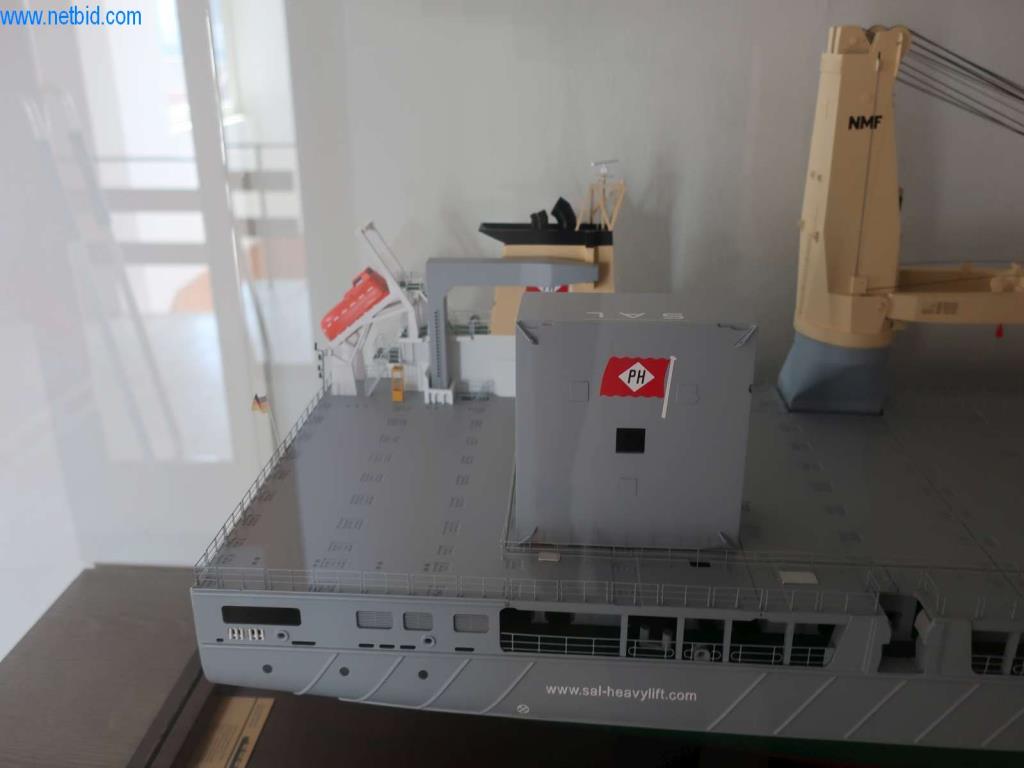 Máquinas e sistemas da Pella Sietas GmbH-3