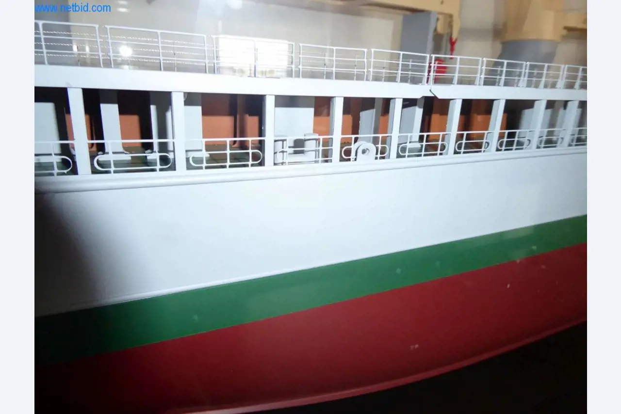 Machines en systemen van Pella Sietas GmbH-8