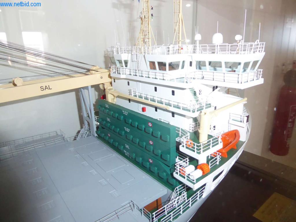 Máquinas e sistemas da Pella Sietas GmbH-9