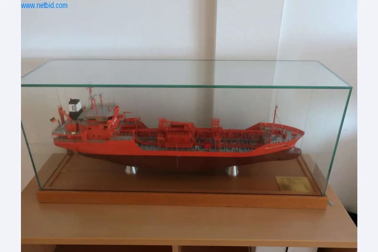 Máquinas y sistemas de Pella Sietas GmbH-3