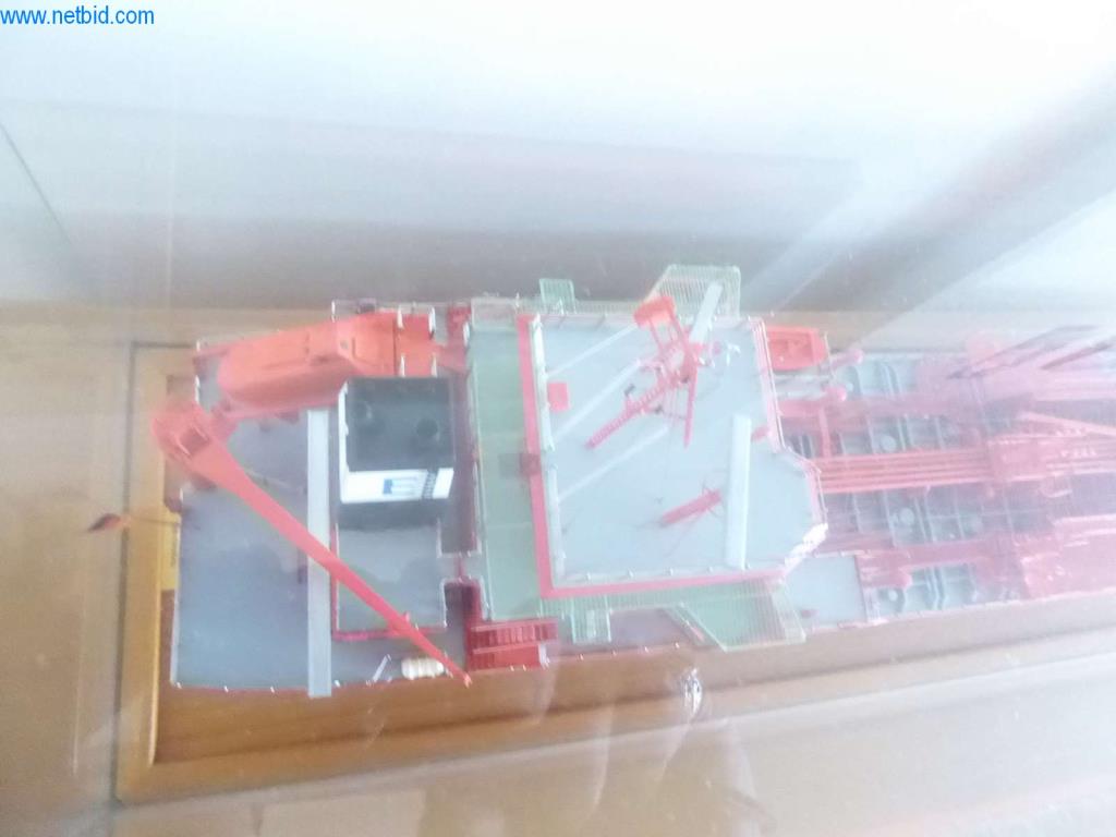 Máquinas e sistemas da Pella Sietas GmbH-4