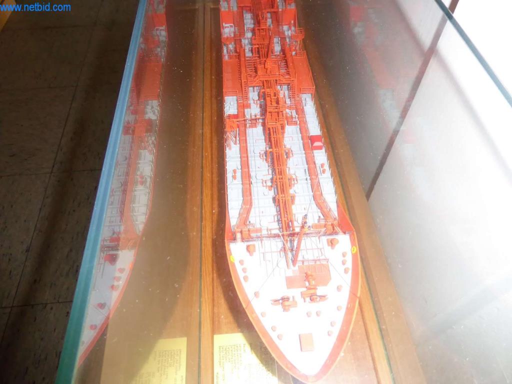 Máquinas e sistemas da Pella Sietas GmbH-6