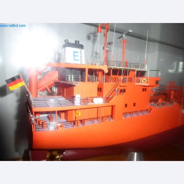 Máquinas y sistemas de Pella Sietas GmbH-8