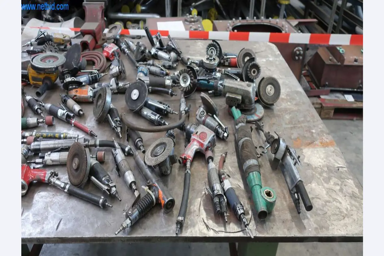 Máquinas e sistemas da Pella Sietas GmbH-1