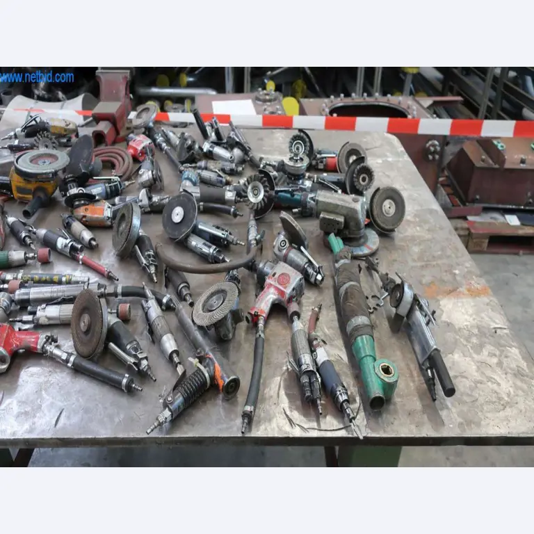 Máquinas e sistemas da Pella Sietas GmbH-1