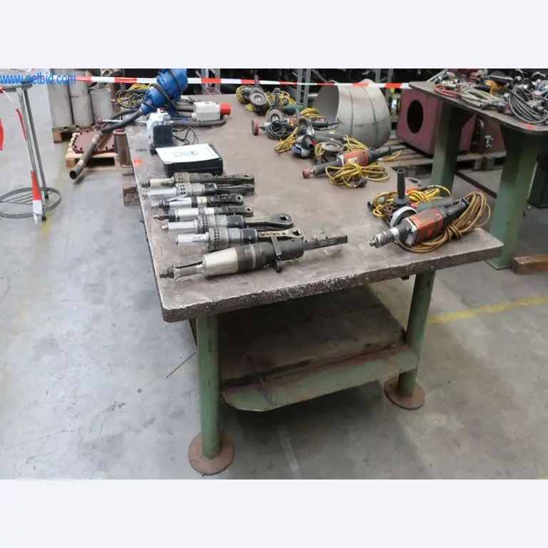 Máquinas e sistemas da Pella Sietas GmbH-1