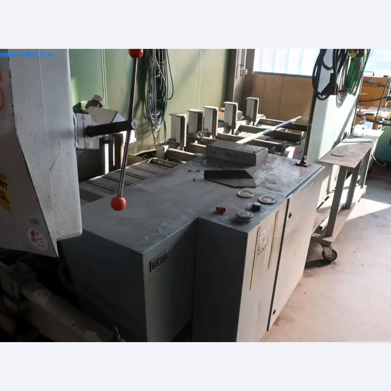 Máquinas e sistemas da Pella Sietas GmbH-3