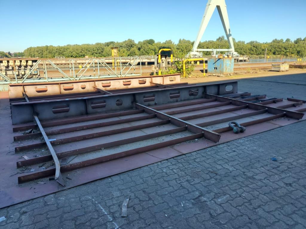 Maschinen und Anlagen der Pella Sietas GmbH-10