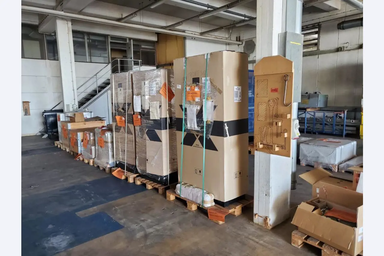 Maszyny i systemy firmy Pella Sietas GmbH-32