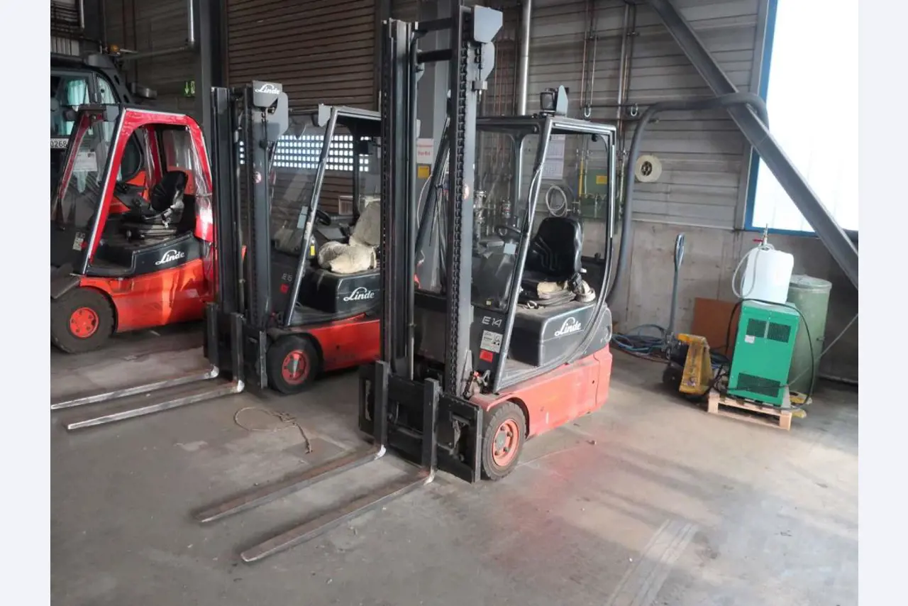 Máquinas e sistemas da Pella Sietas GmbH-1