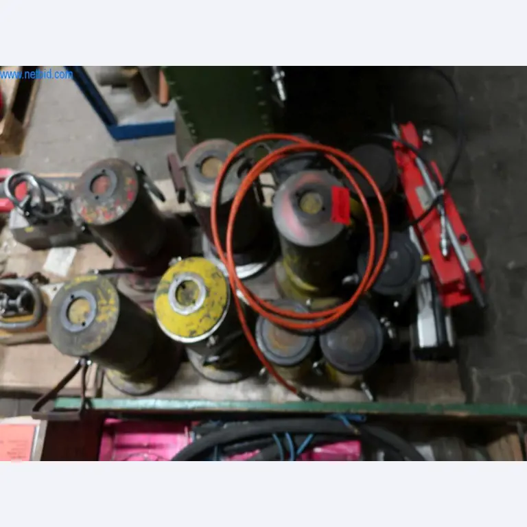 Maschinen und Anlagen der Pella Sietas GmbH-1