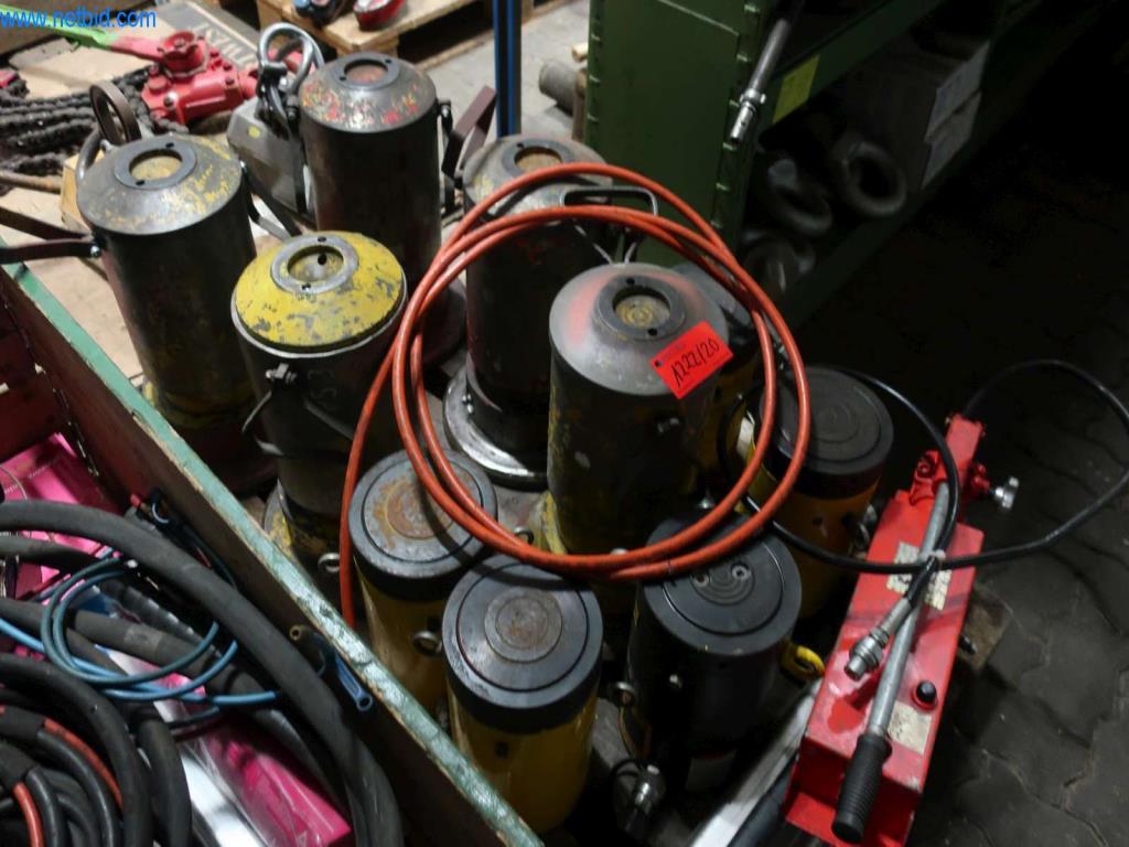 Stroji in sistemi podjetja Pella Sietas GmbH-2