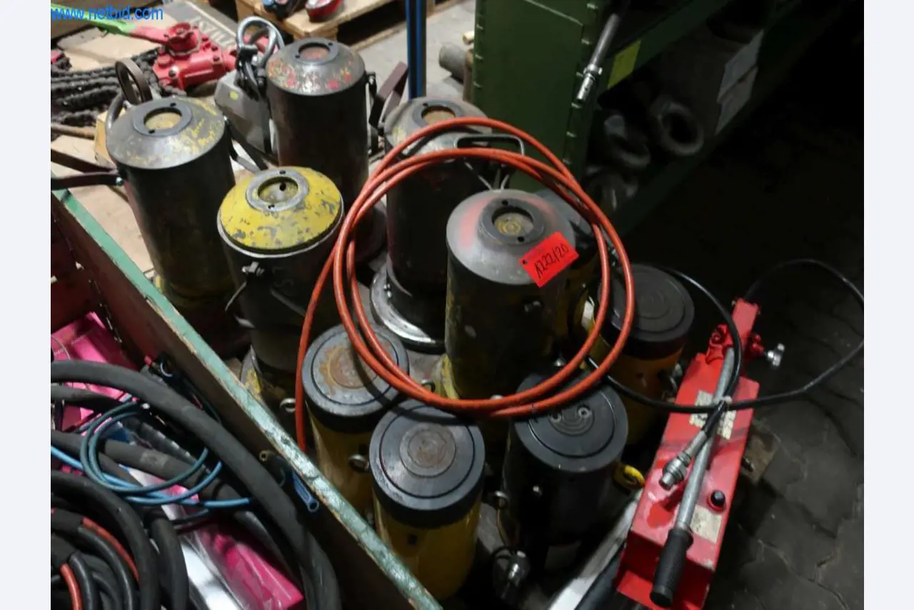 Maschinen und Anlagen der Pella Sietas GmbH-2