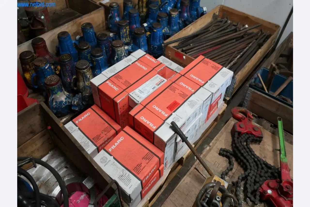 Máquinas e sistemas da Pella Sietas GmbH-1