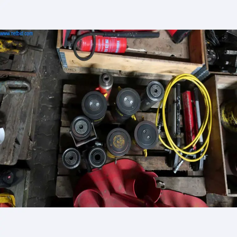 Stroje a systémy od společnosti Pella Sietas GmbH-1