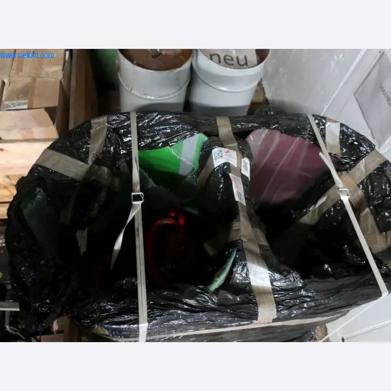 Stroje a systémy od společnosti Pella Sietas GmbH-1