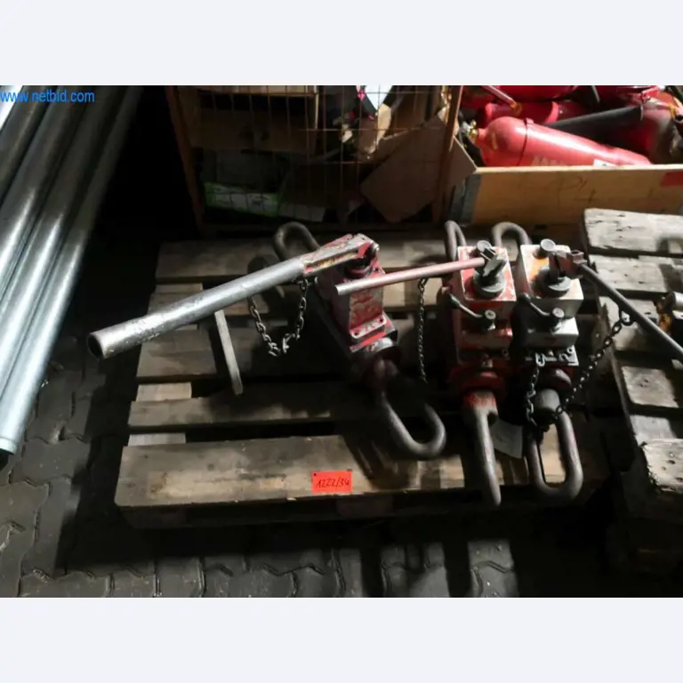 Machinery and equipment of Pella Sietas GmbH-1