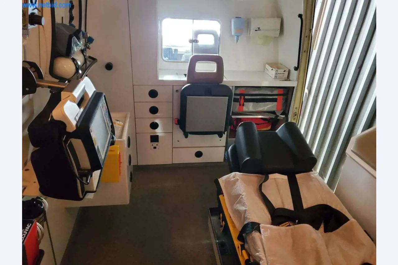 Máquinas e sistemas da Pella Sietas GmbH-9