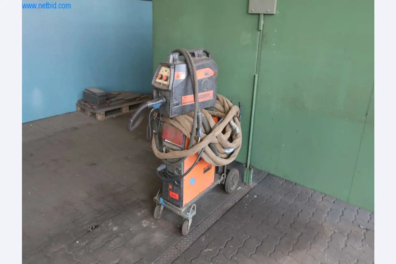 Máquinas y sistemas de Pella Sietas GmbH-1