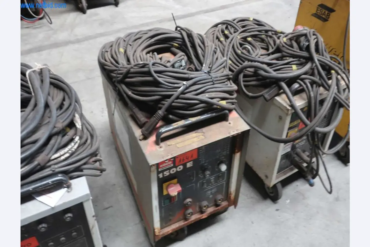 Stroji in sistemi podjetja Pella Sietas GmbH-1