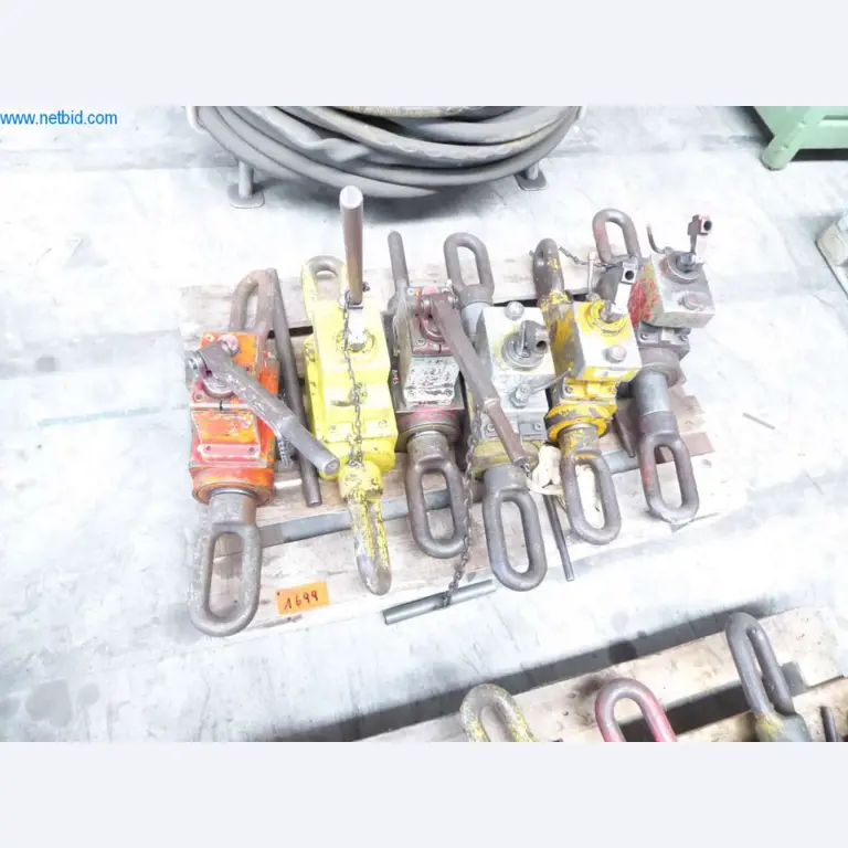 Stroji in sistemi podjetja Pella Sietas GmbH-1