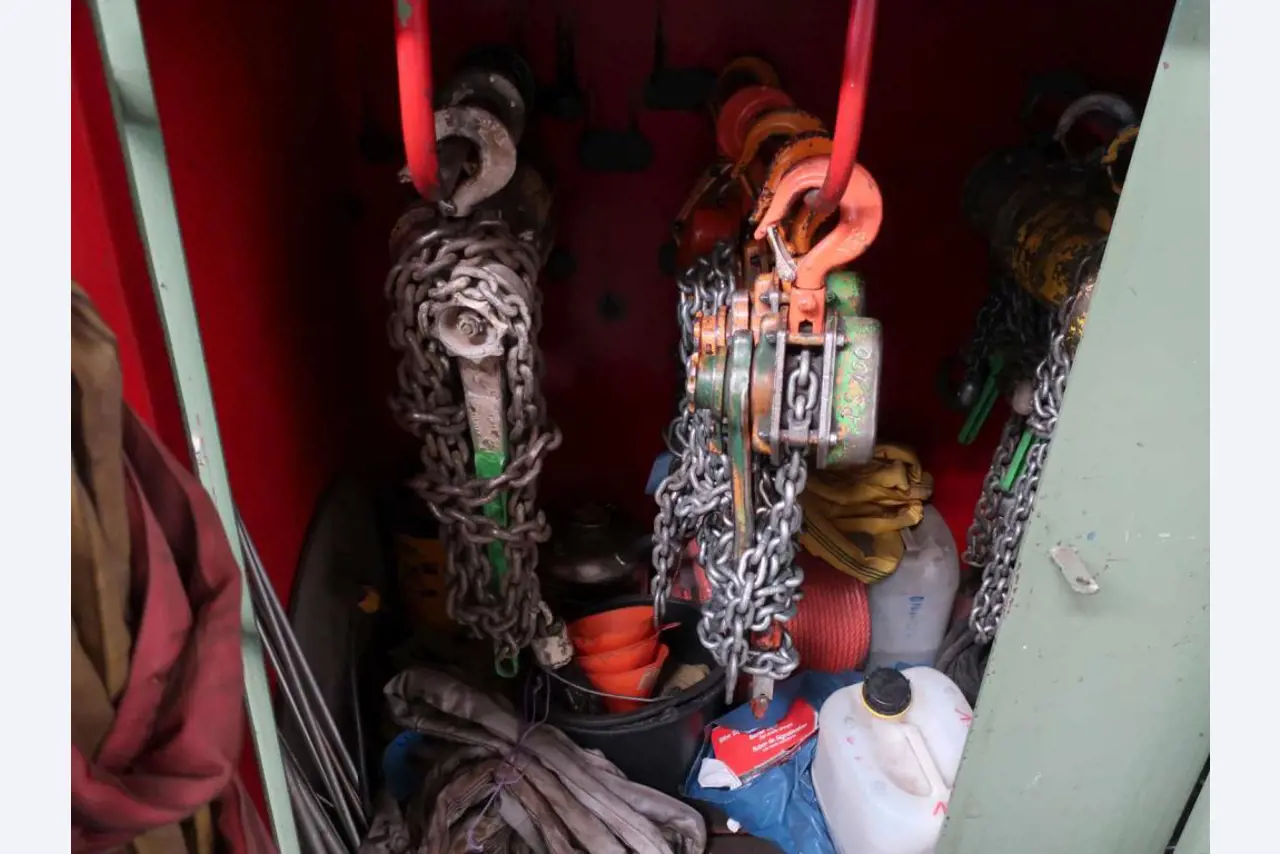 Máquinas e sistemas da Pella Sietas GmbH-7