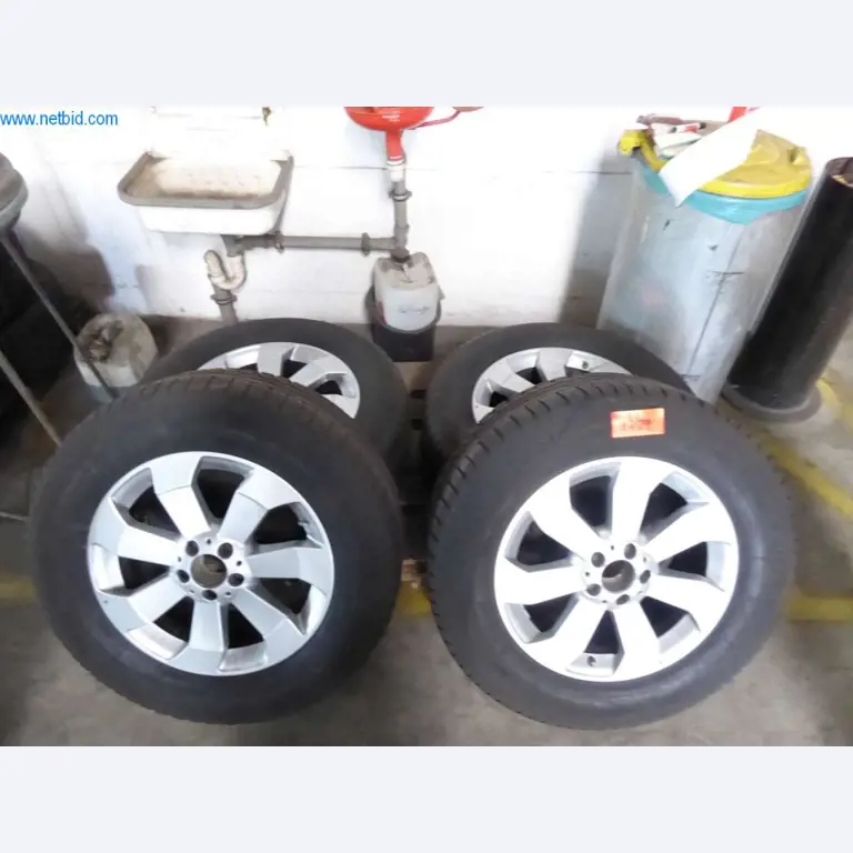 Stroji in sistemi podjetja Pella Sietas GmbH-1