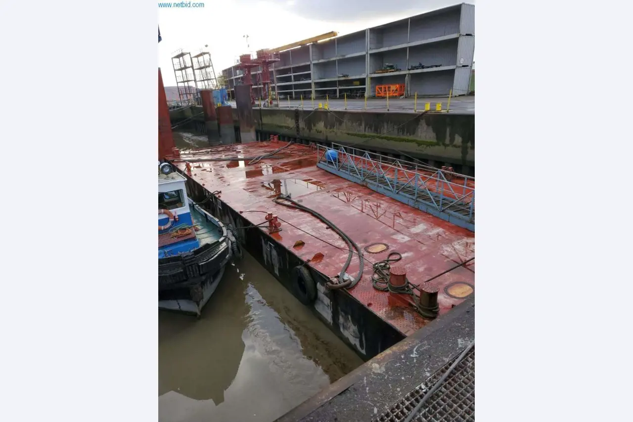 Máquinas e sistemas da Pella Sietas GmbH-1