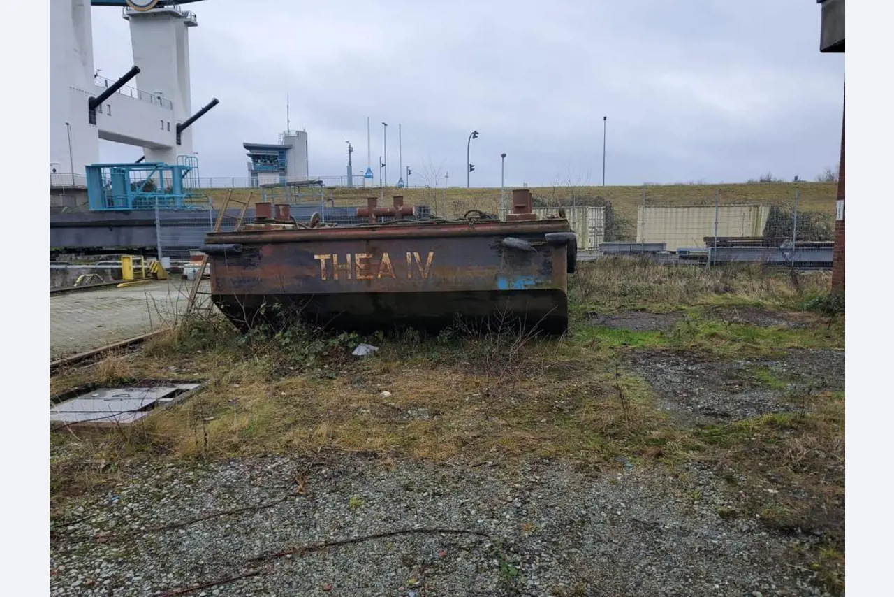 Máquinas e sistemas da Pella Sietas GmbH-5