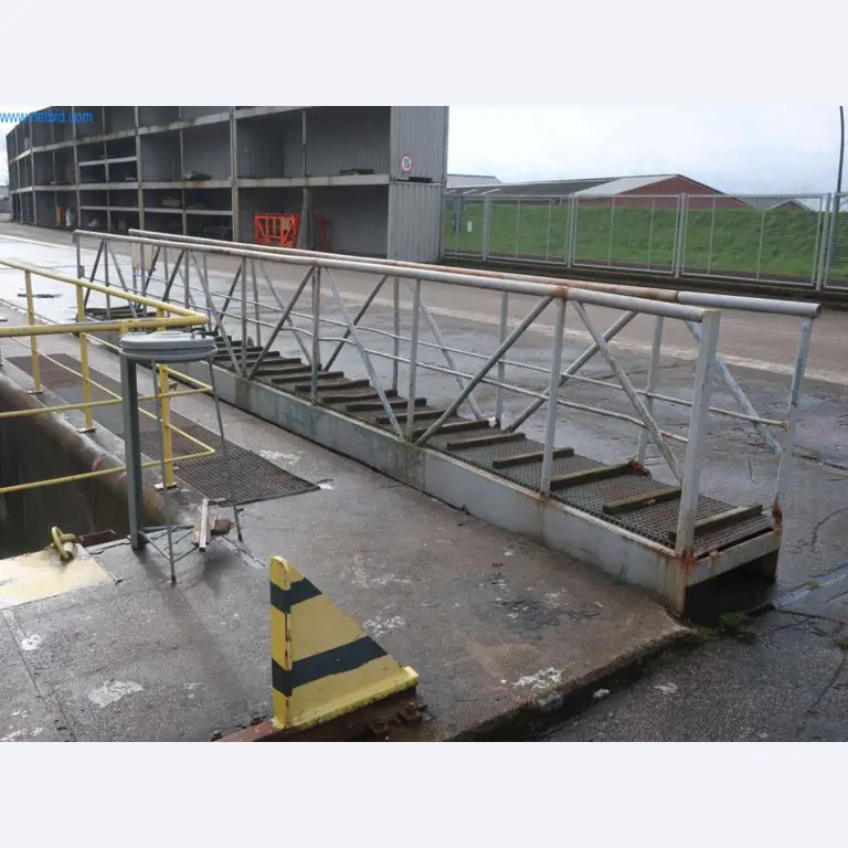 Máquinas y sistemas de Pella Sietas GmbH-1