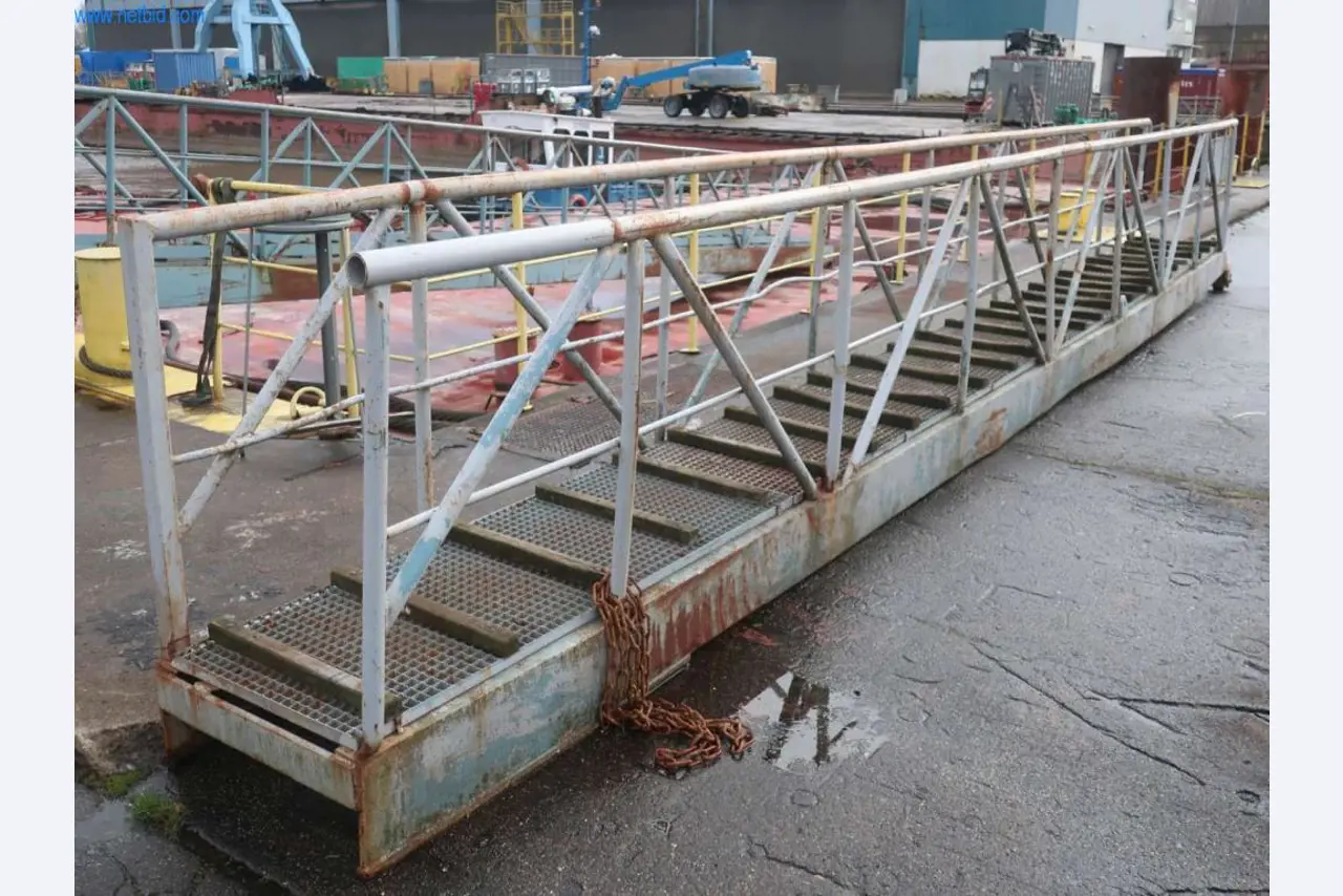 Máquinas y sistemas de Pella Sietas GmbH-2