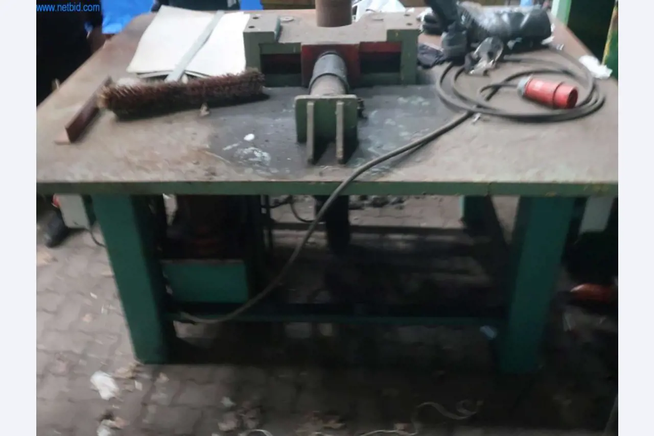 Máquinas e sistemas da Pella Sietas GmbH-5