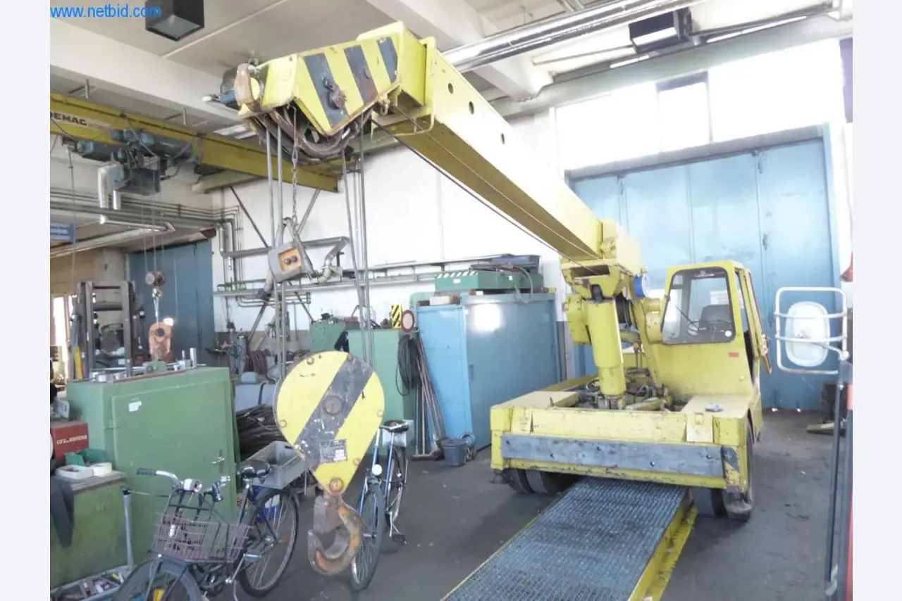 Stroji in sistemi podjetja Pella Sietas GmbH-1