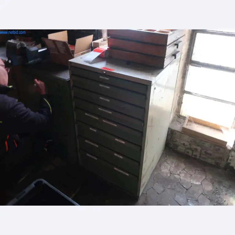 Máquinas e sistemas da Pella Sietas GmbH-1