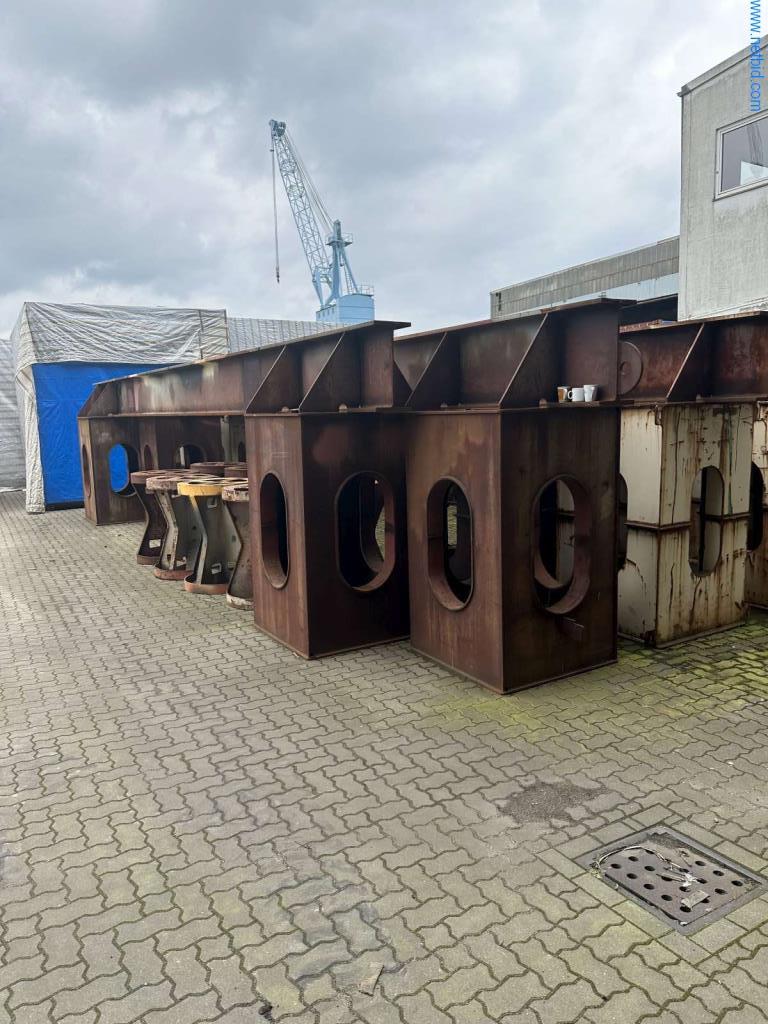 Maschinen und Anlagen der Pella Sietas GmbH-1