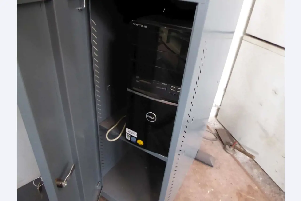 Stroji in sistemi podjetja Pella Sietas GmbH-4