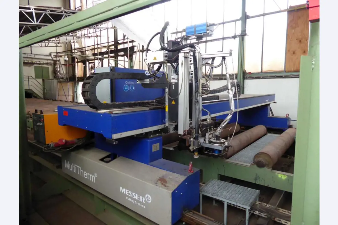 Stroji in sistemi podjetja Pella Sietas GmbH-5