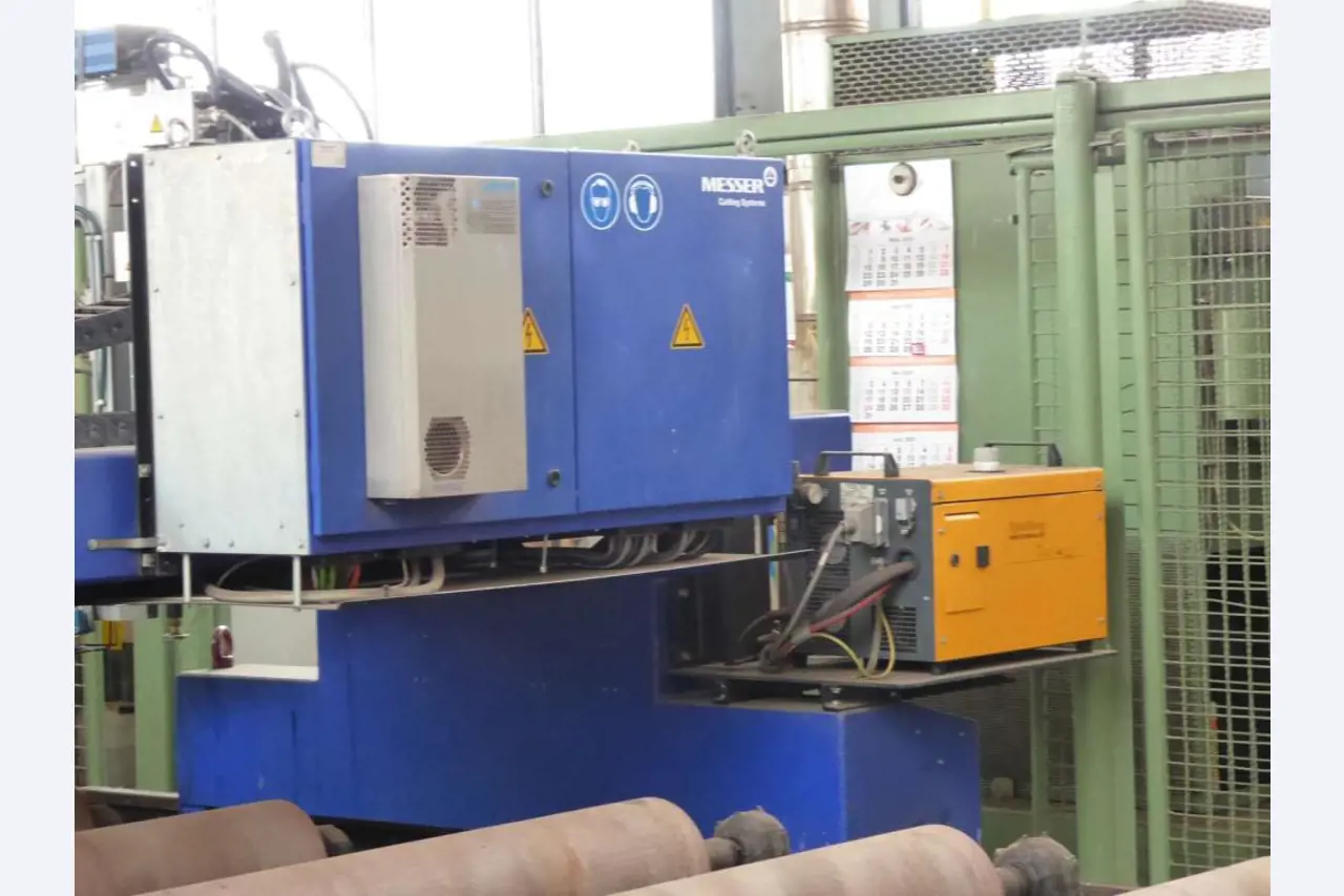 Stroji in sistemi podjetja Pella Sietas GmbH-7