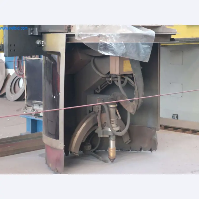 Stroji in sistemi podjetja Pella Sietas GmbH-3