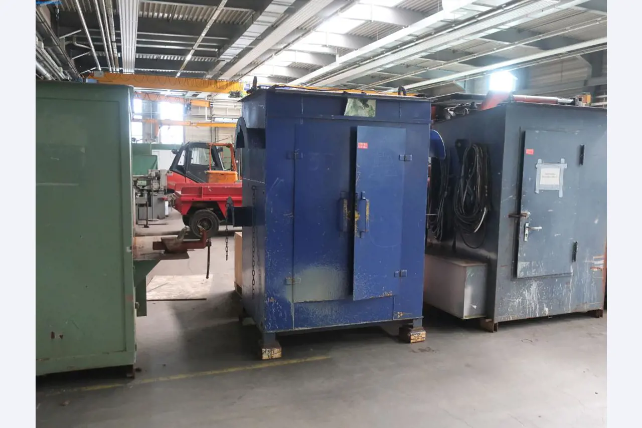 Máquinas e sistemas da Pella Sietas GmbH-1